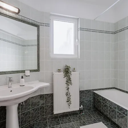 Villa Deleni - Private Pool, Sea Views & Gardens Rethymno